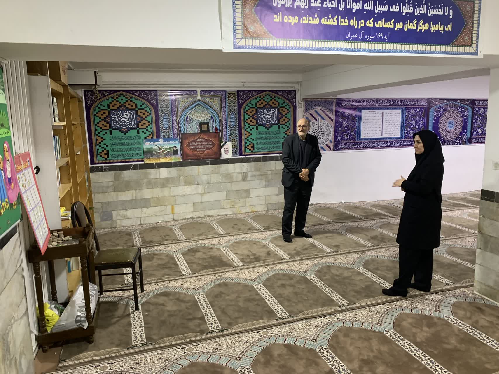مدیر ستاد اقامه نماز استان کردستان از نمازخانه و سرویسهای بهداشتی مدارس سنندج بازدید کرد