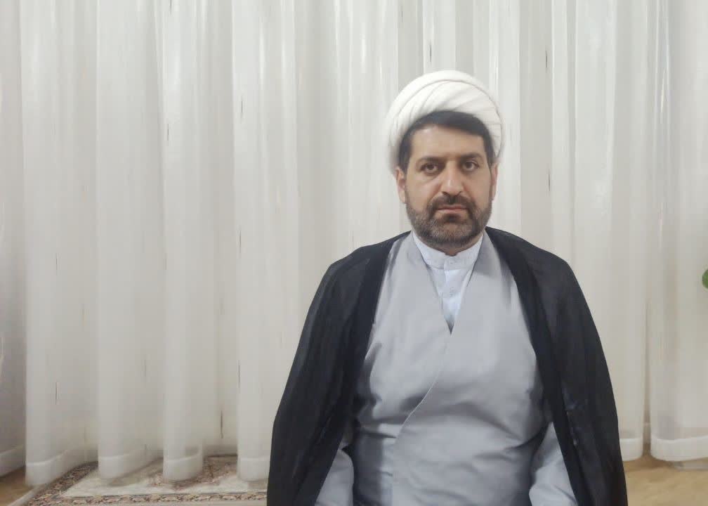مهمترین برنامه مسئله آموزش نماز دانش آموزان و نوجوانان است