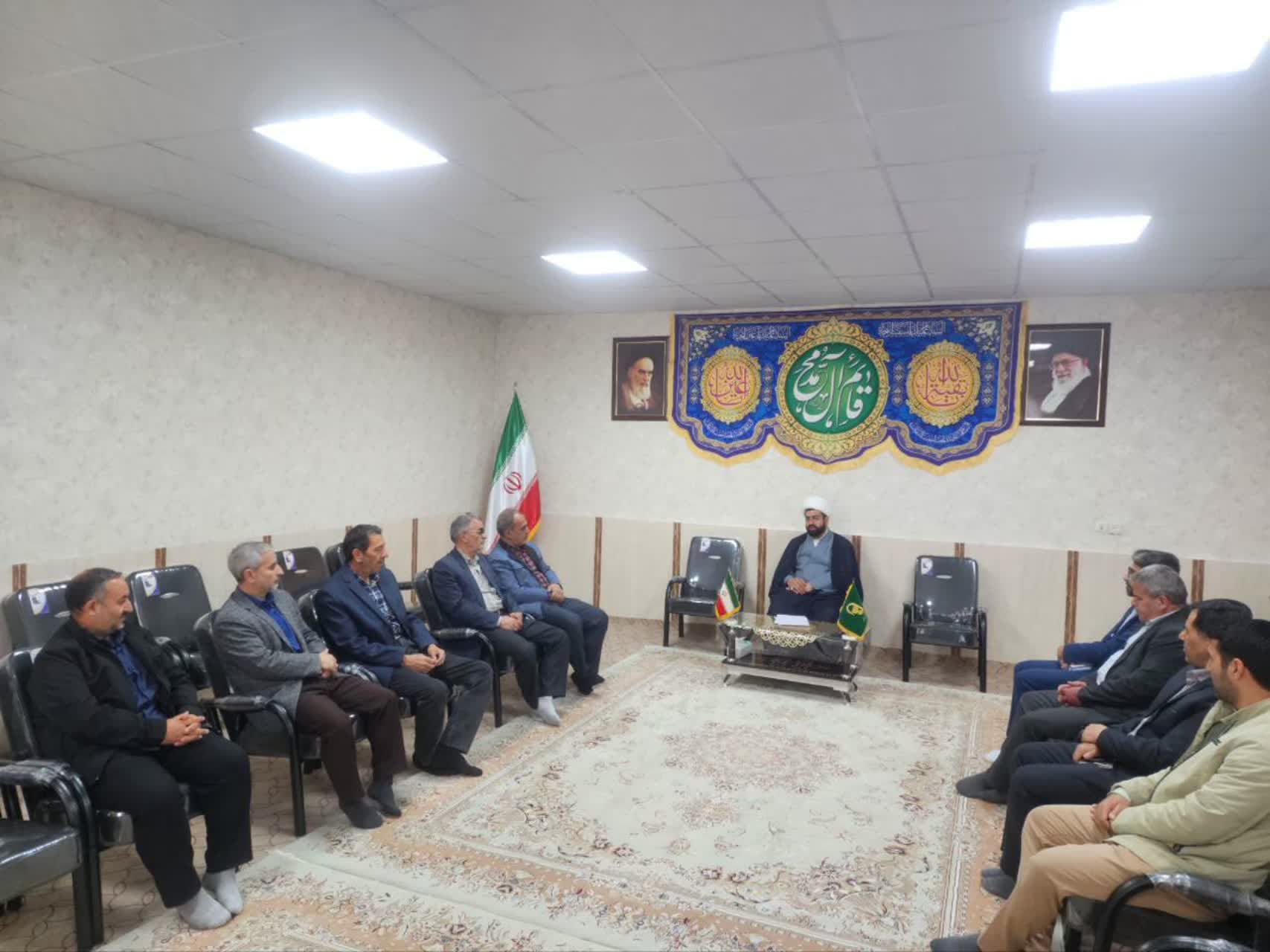 دیدار دبیر ستاد اقامه نماز شهرستان چایپاره با امام جمعه شهرستان