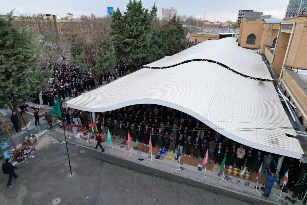 اقامه نماز پرشکوه عید فطر در آذربایجان غربی