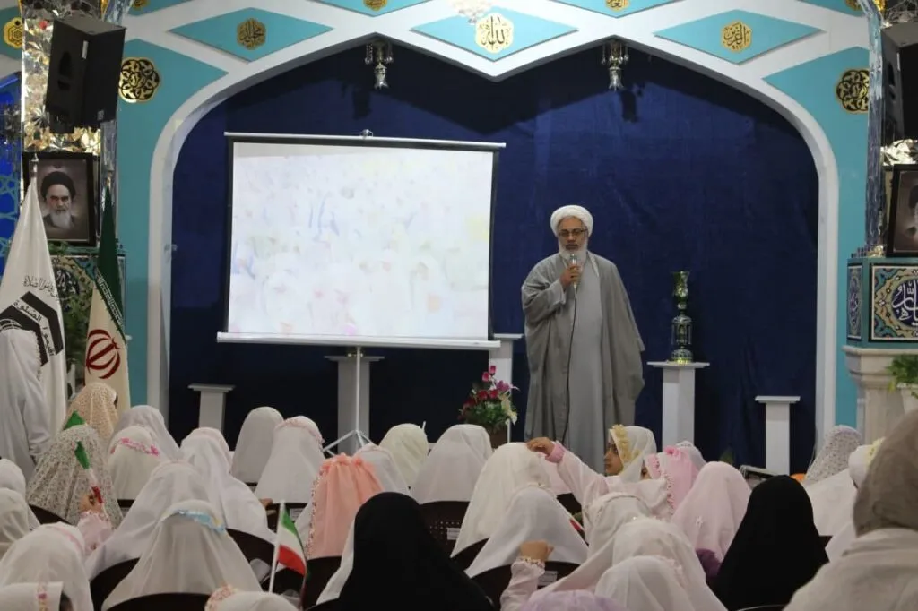 دومین مراسم متمرکز «جشن تکلیف فرزندان نومکلف کارکنان دستگاههای اجرایی استان» برگزار شد.