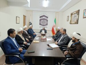 جلسه توجیهی و تبیینی دبیران شهرستان های استان البرز با حضور سرگزی معاون فرهنگی و آموزشی ستاد اقامه نماز مرکز، حجت الاسلام والمسلمین مرادی مدیر ستاد اقامه نماز استان و دبیران اقامه نماز شهرستان های استان و کادر ستاد اقامه نماز استان در روز چهارشنبه پارنزدهم اسفندماه در ستاد اقامه نماز برگزا