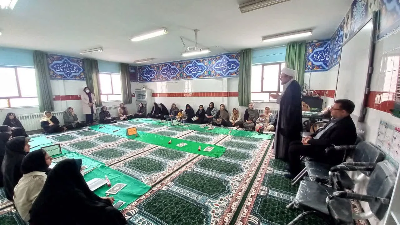 حضور اساتید مرکز تخصصی قم در شهرستان های البرز برای یک هفته متوالی