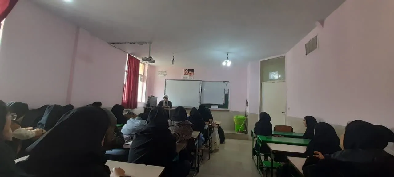 حضور اساتید مرکز تخصصی قم در شهرستان های البرز برای یک هفته متوالی