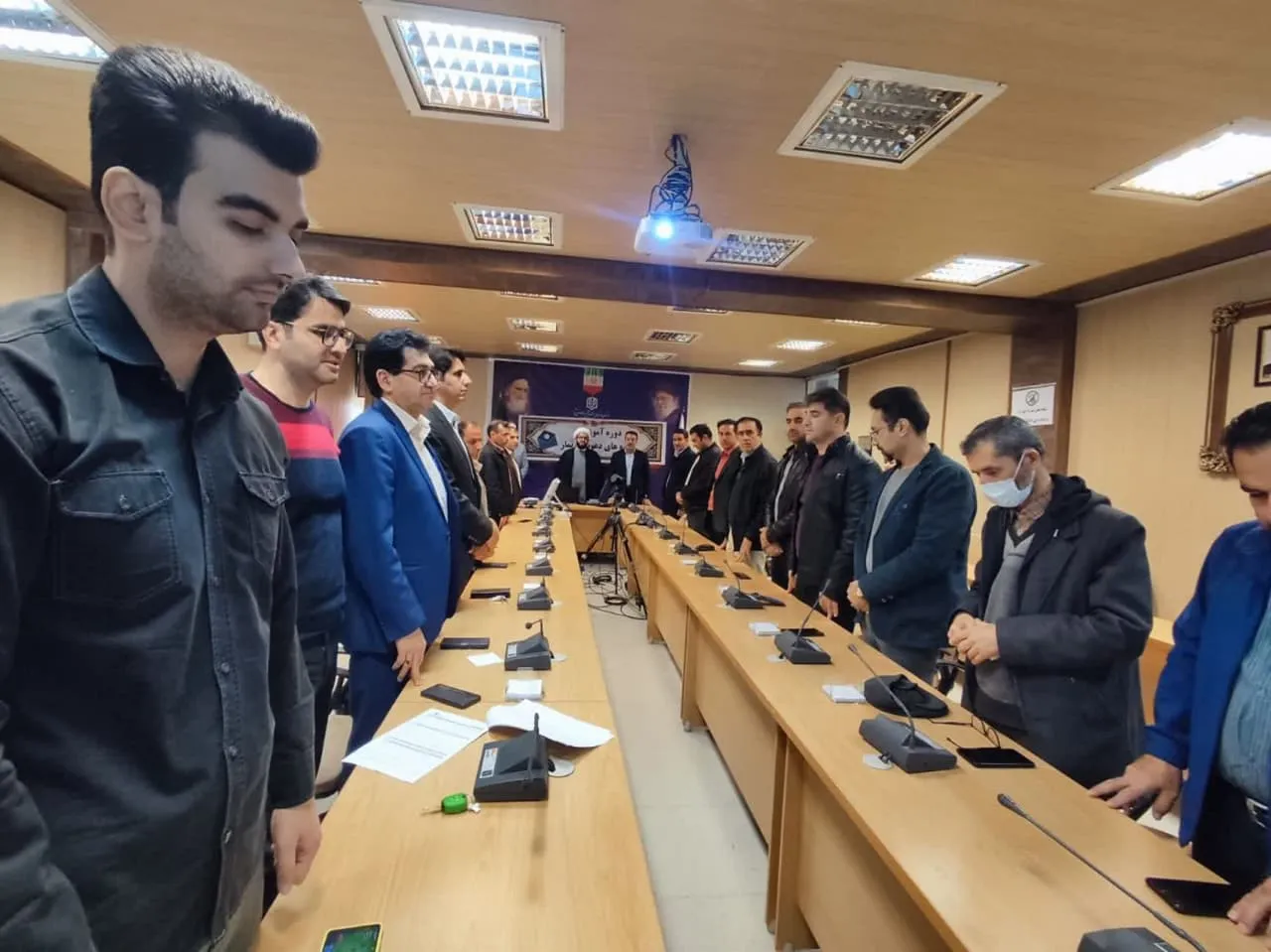 دوره آموزشی شیوه های دعوت به نماز در اداره تجهیز و نوسازی مدارس لرستان برگزار شد