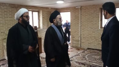 بازدید از نمازخانه‌ تاریخی قلعه فلک الافلاک لرستان