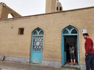 از نمازخانه ها و مساجد بین راهی بزرگراه قم تهران بازدید شد
