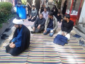 اقامه نماز جماعت در اماکن گردشگری استان اصفهان