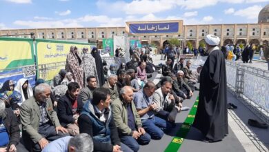 اقامه نماز جماعت در اماکن گردشگری استان اصفهان