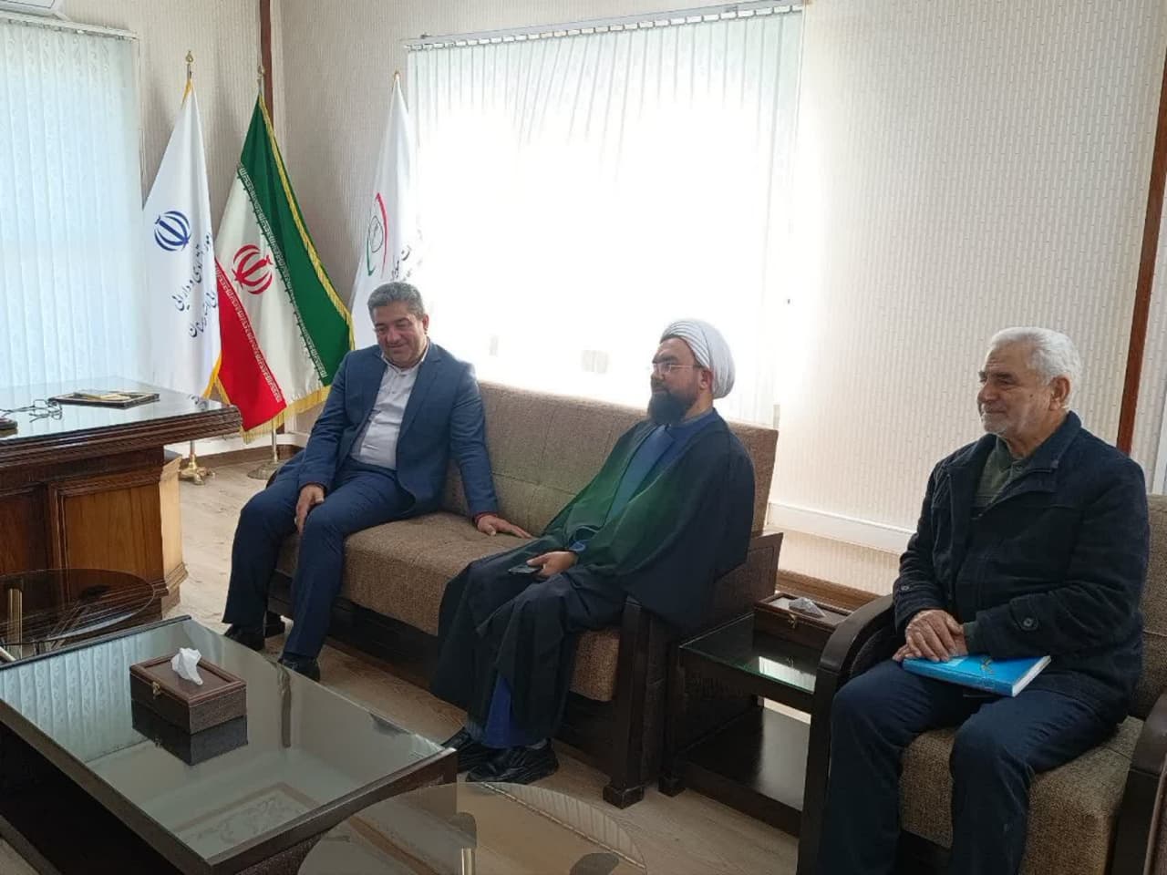 جلسه تأکید بر اجرای مصوبات نماز در دستگاههای اجرایی سمنان برگزار شد