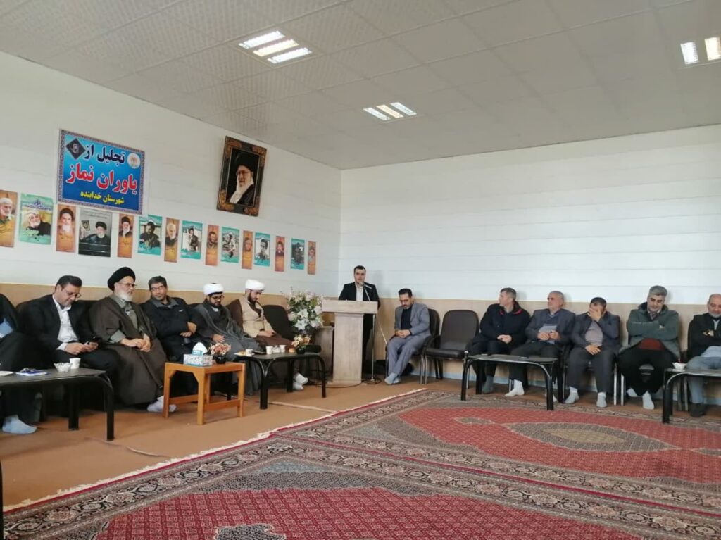 مراسم تجلیل از یاوران نمازی و فعالین فرهنگی شهرستان خدابنده برگزار شد