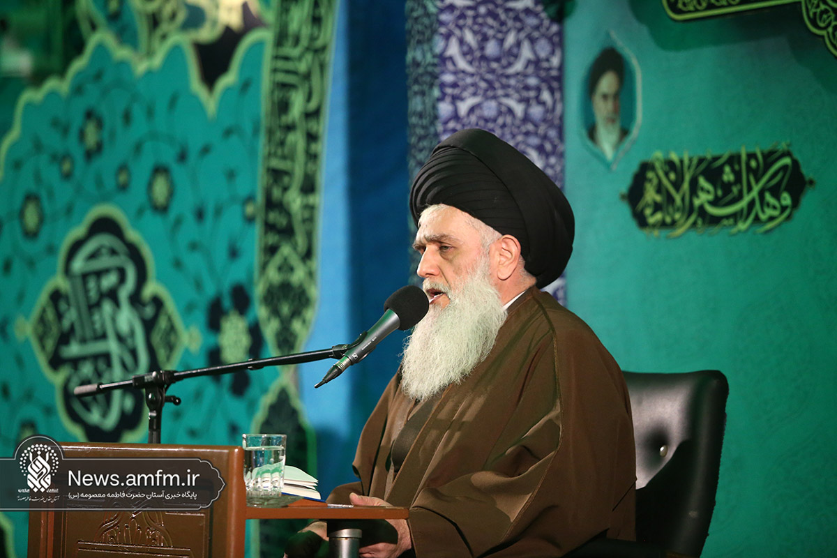نماز مؤثرترین ذکر برای باز کردن گرههای زندگی است