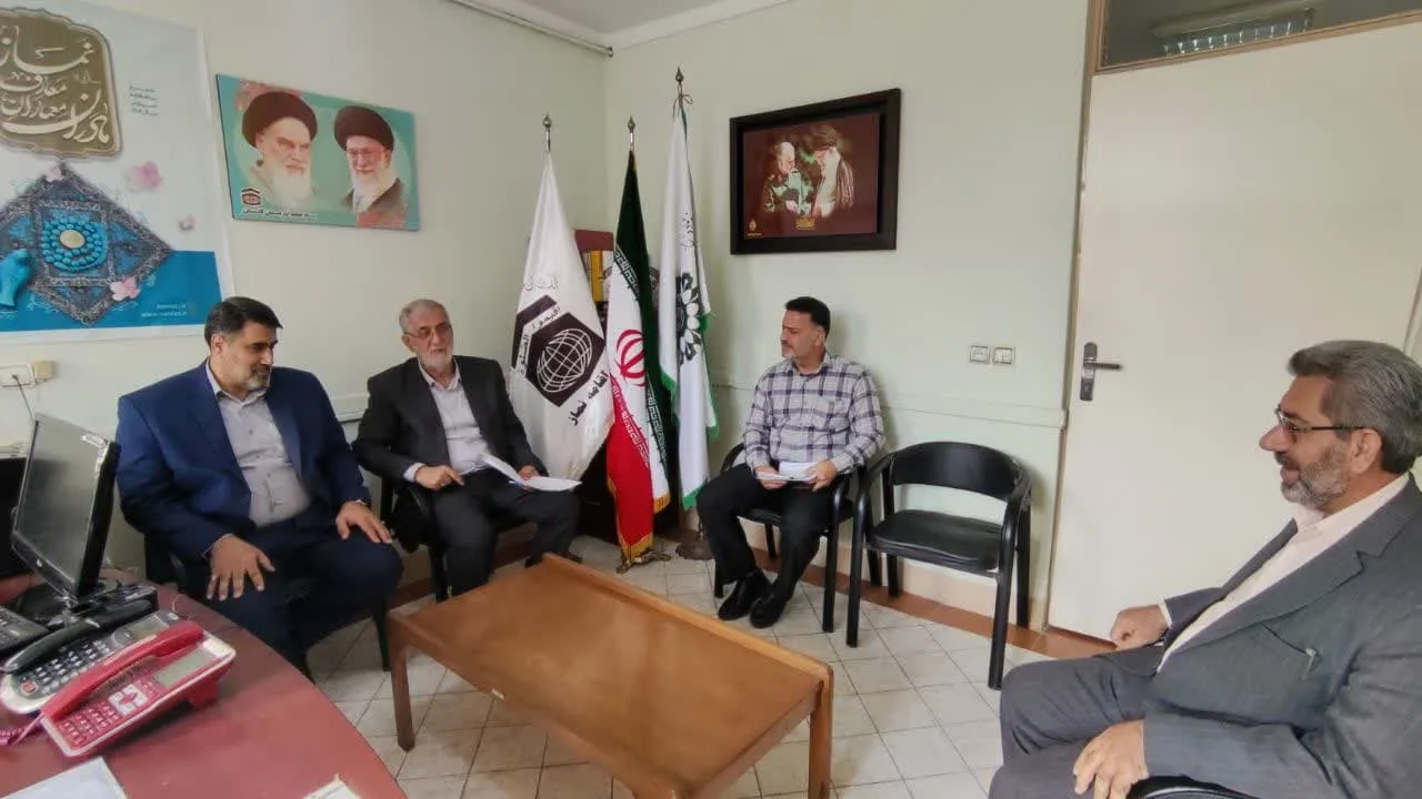 نشستها و گفتمانهای نمازی ویژه دانش آموزان در گلستان برگزار می شود