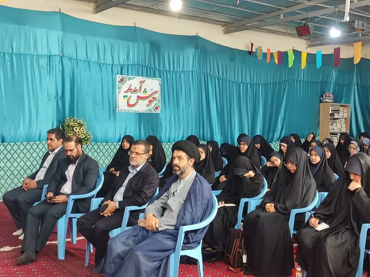 گفتمان دانش آموزی ویژه دختران در دارالقرآن علم الهدی کرمان