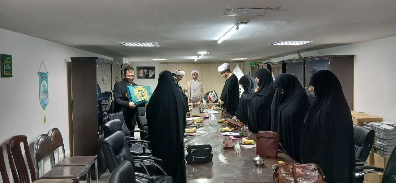 نشست هیئت اندیشه ورزان تبریز