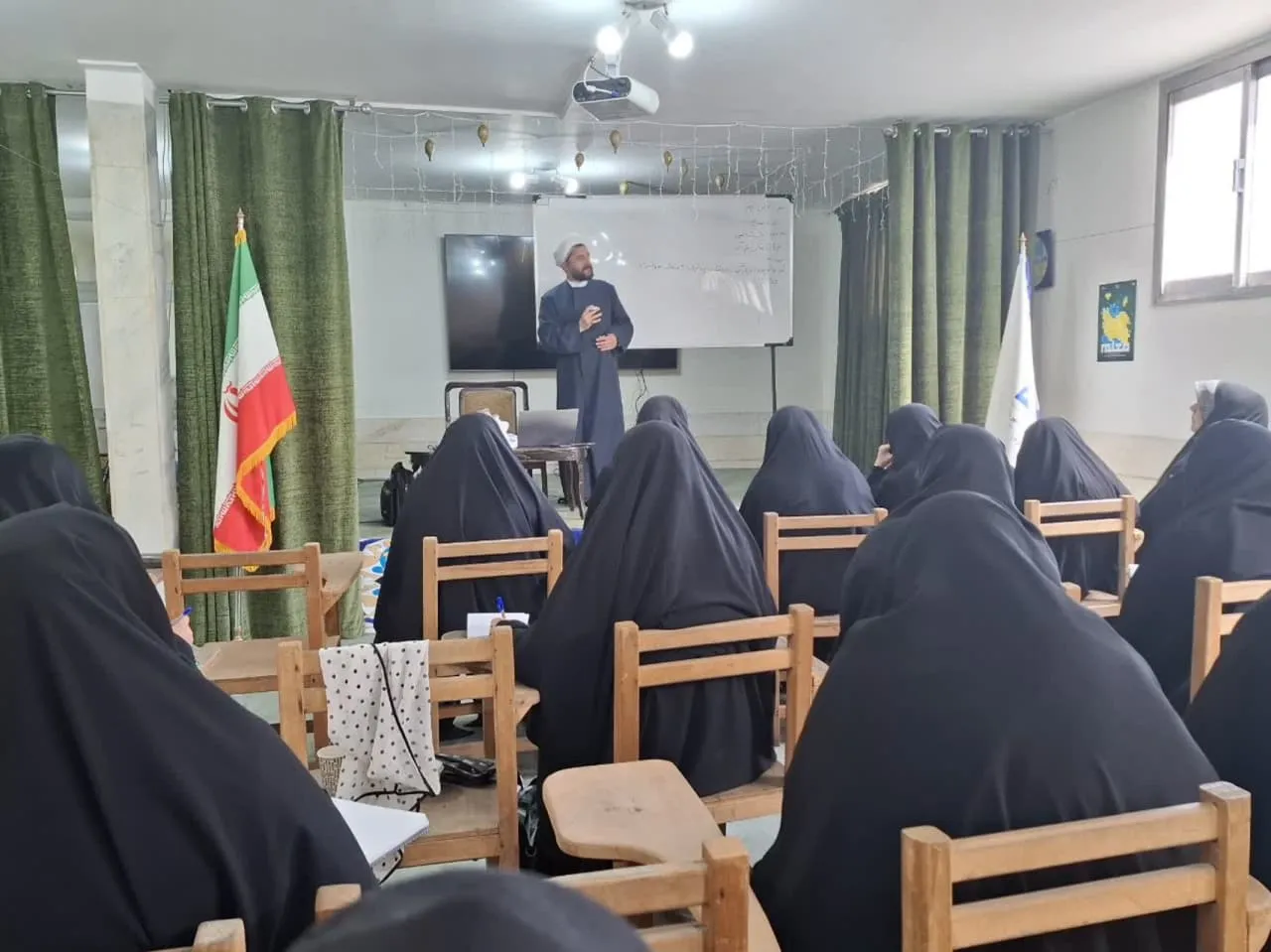 دورههای تخصصی نماز در تهران و مازندران برگزار شد