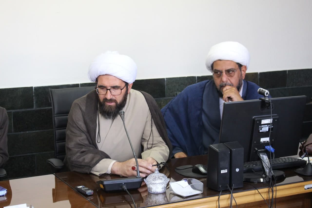 دومین دوره آموزشی نماز ویژه مدرسین انجمن اولیاء و مربیان مدارس در استان مرکزی