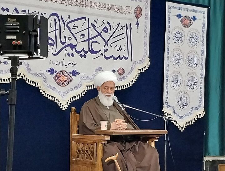 آداب نماز و مبارزه با شیطان