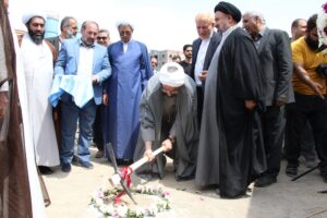 آیین کلنگ زنی اولین مسجد نهضت ملی مسکن قم برگزار شد