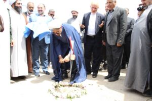 آیین کلنگ زنی اولین مسجد نهضت ملی مسکن قم برگزار شد