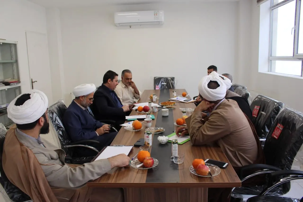 بازدید میدانی و ارزیابی برنامه های در حال انجام استان قزوین انجام شد