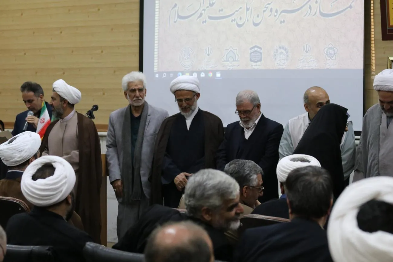 محفل شعر نماز در سیره و سخن اهل بیت علیه السلام در زنجان برگزار شد