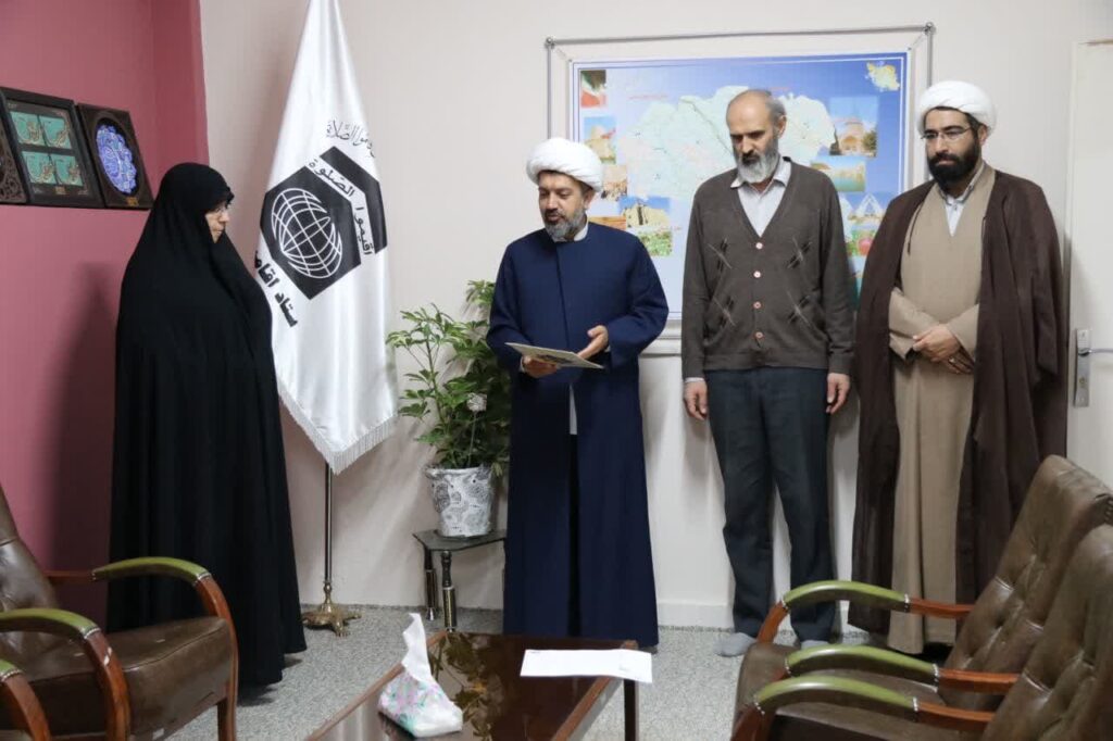 تفاهم‌نامه قرآنی بین ستاد اقامه نماز و جامعه القرآن کریم اهل بیت علیه السلام زنجان منعقد شد