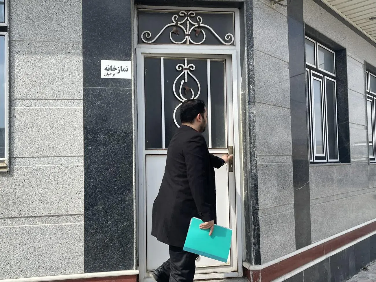 بازدید از نمازخانه‌های بین‌راهی محورهای مواصلاتی ارومیه در آذربایجان‌غربی