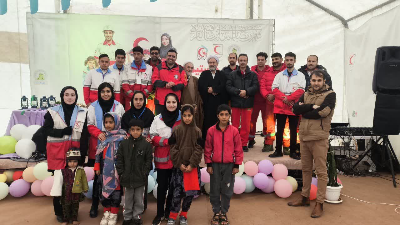مدیر ستاد اقامه نماز استان از پایگاه های جمعیت هلال احمر بازدید کرد
