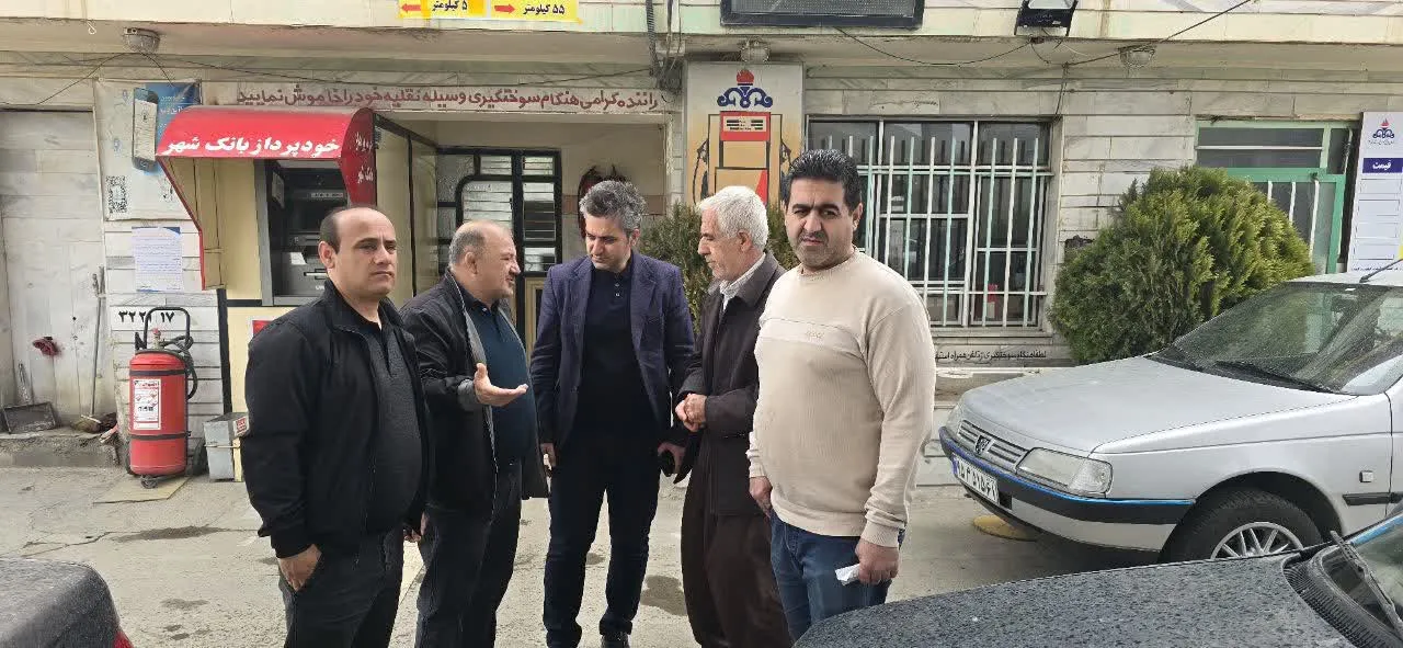 دبیر شورای اقامه نماز شهرستان سقز از نمازخانههای بینراهی بازدید کرد