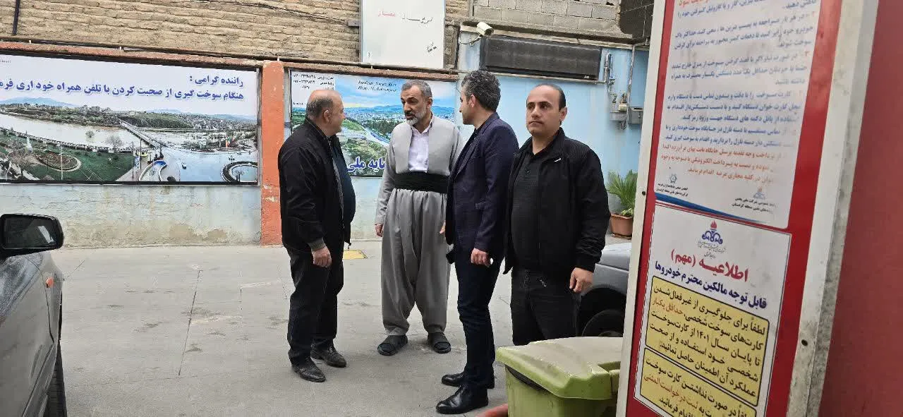 دبیر شورای اقامه نماز شهرستان سقز از نمازخانههای بینراهی بازدید کرد