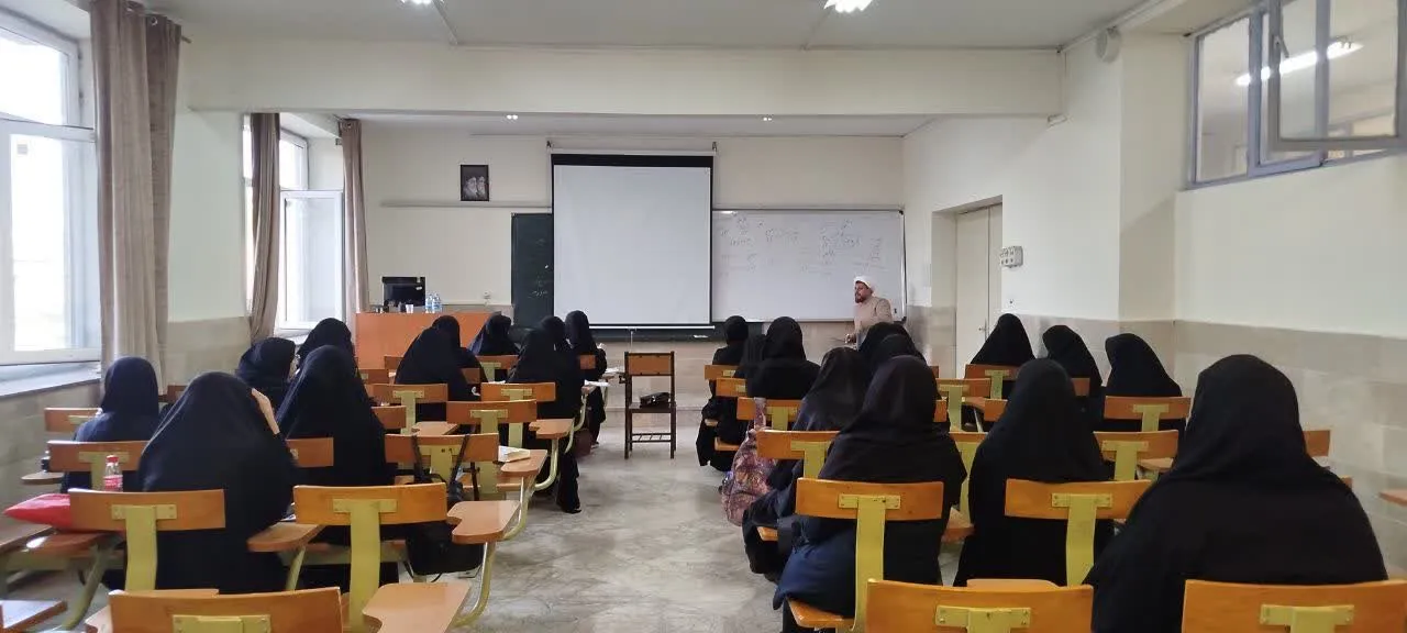طرح "نیایش در بهار" در دانشگاه فرهنگیان خراسان رضوی برگزار شد