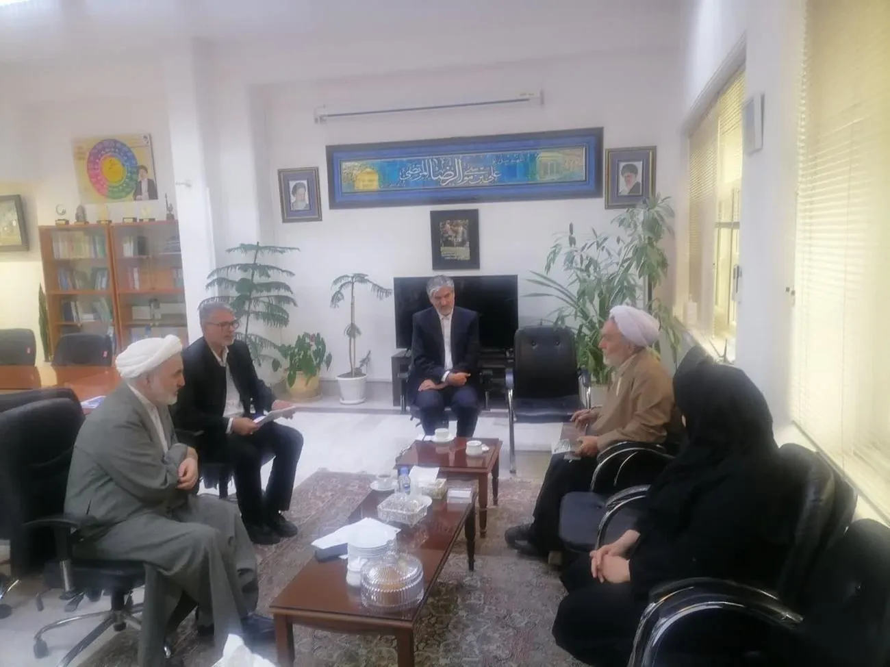 در راستای توسعه فرهنگ نماز مدیر ستاد اقامه نماز استان معاون فرهنگی، اجتماعی و زیارت استانداری دیدار کرد