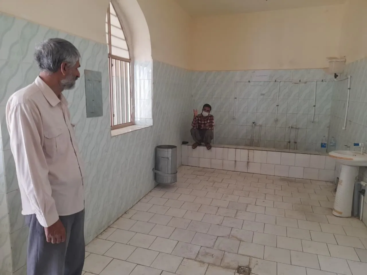 بازدید از نمازخانه ها