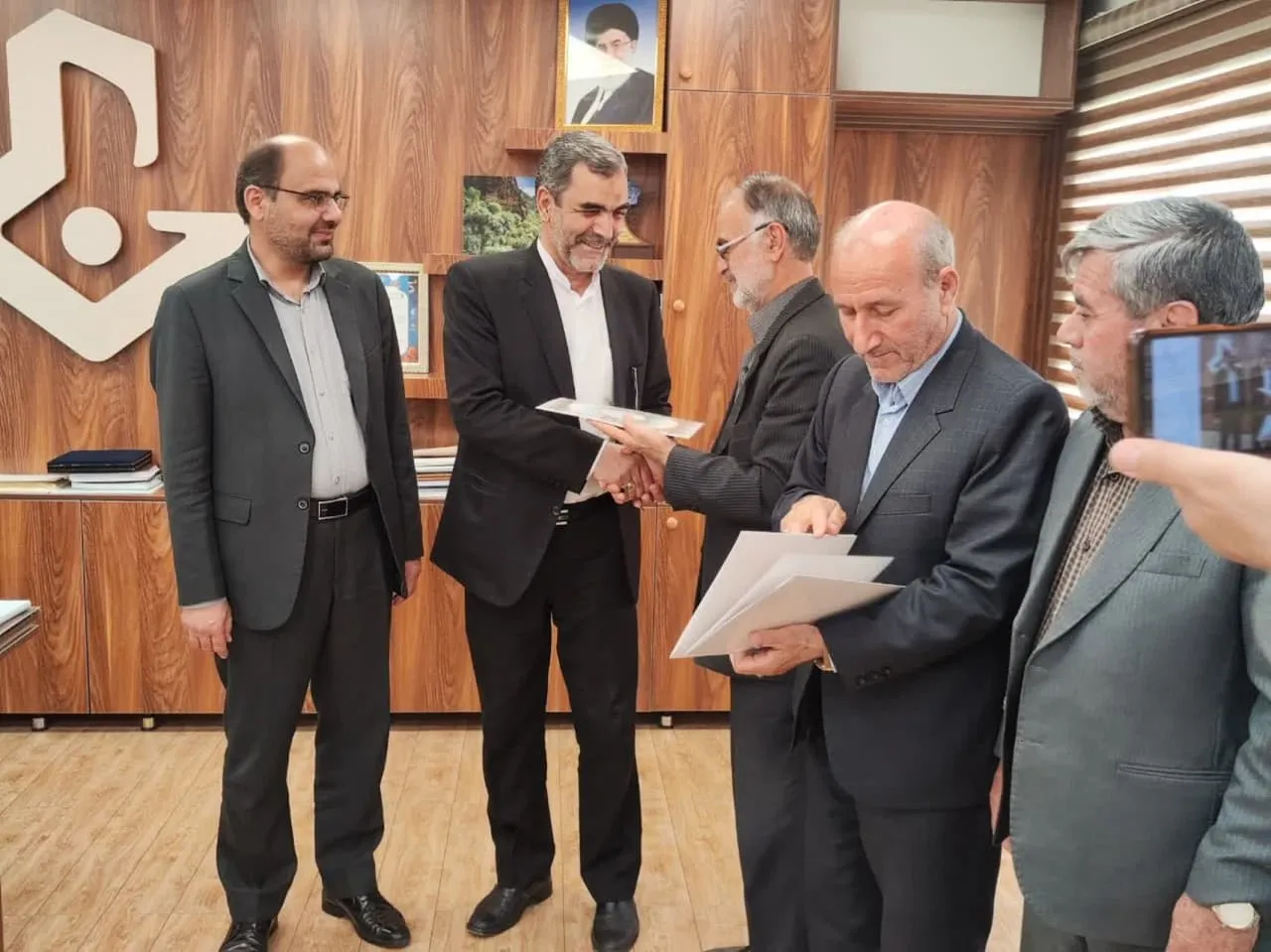 از فعالین نماز صدا وسیمای مرکز ایلام تقدیر شد