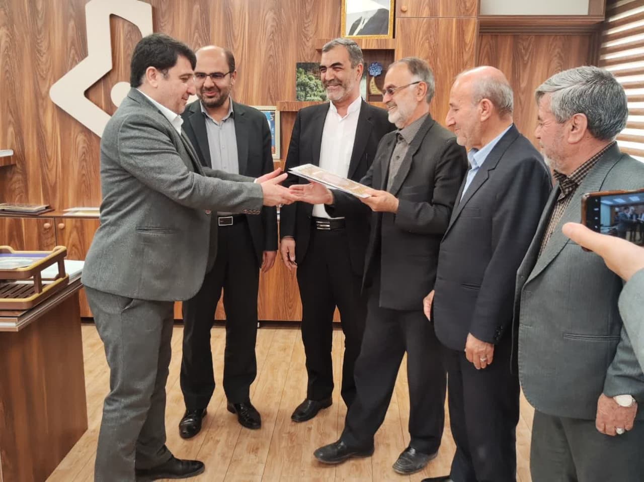 از فعالین نماز صدا وسیمای مرکز ایلام تقدیر شد