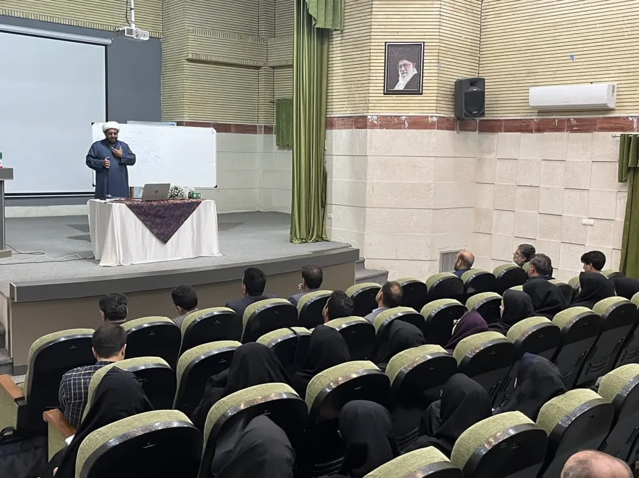 دوره آموزشی نماز ویژه مدرسین آموزش خانواده در لرستان برگزار شد