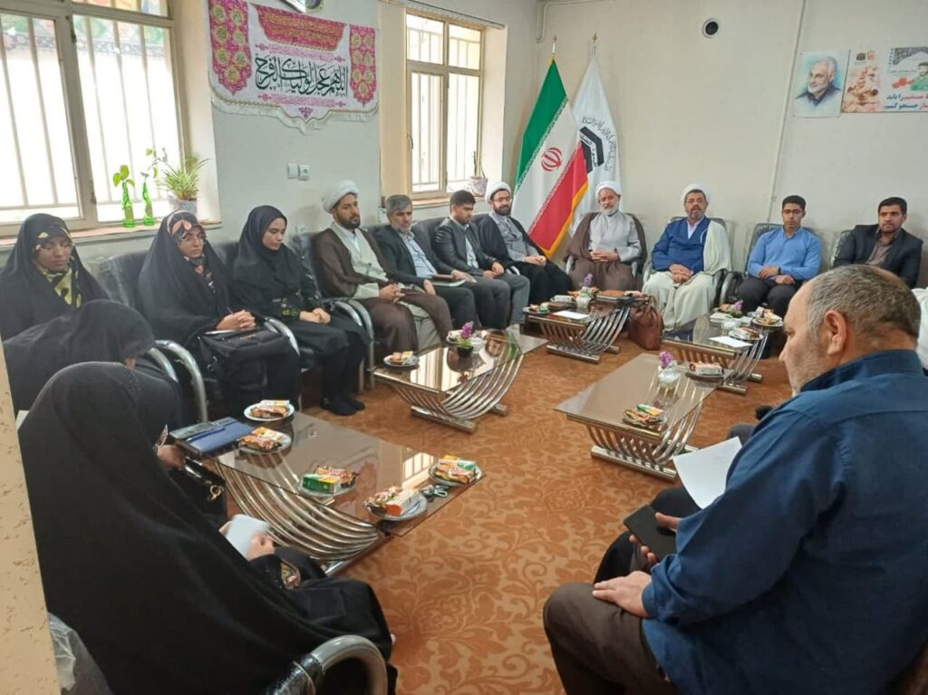 اولین نشست مشترک دبیران اقامه نماز دانشگاه‌های چهارمحال‌وبختیاری برگزار شد