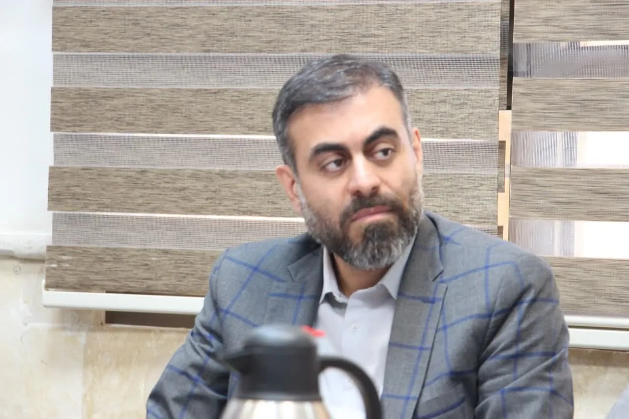 جلسه تبیین الگوی استاندارد احداث نمازخانه های مدارس استان تهران