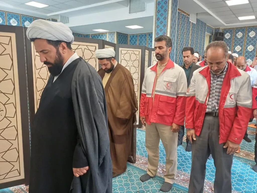دوره آموزشی نماز دبیران اقامه نماز هلالاحمر سراسر کشور در بام ایران برگزار شد