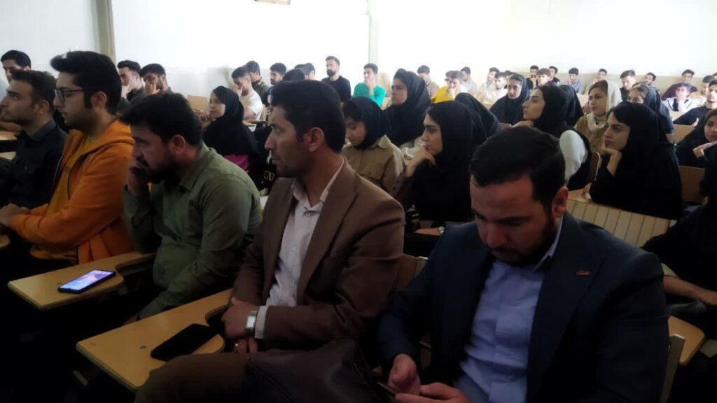 نشست تخصصی نماز ویژه گروه‌های موثر ورزش و جوانان شهرستان شهرکرد برگزار شد