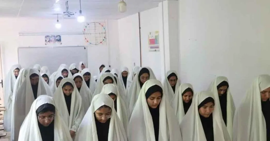 نشست دانش آموزی اسفراین