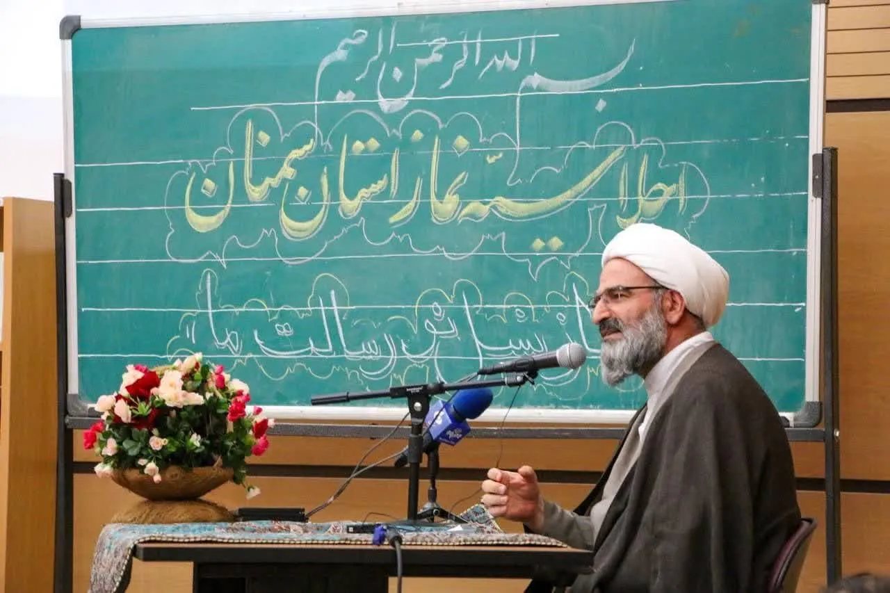 اجلاسیه دانشآموزی نماز استان سمنان برگزار شد