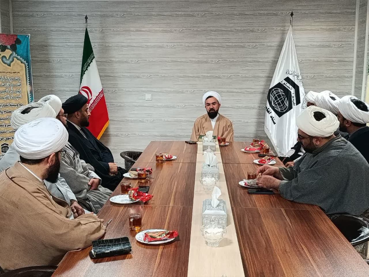 برگزاری نخستین جلسه شورای مشورتی امامان جماعت منتخب ادارات کل استان سمنان