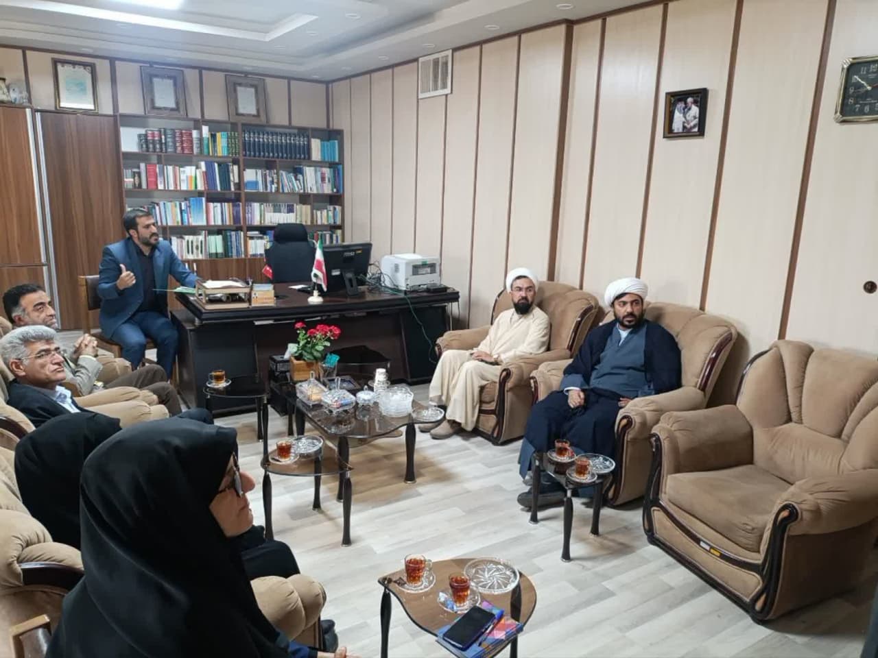 برگزاری جلسه شورای اقامه نماز اداره‌کل ثبت احوال استان سمنان