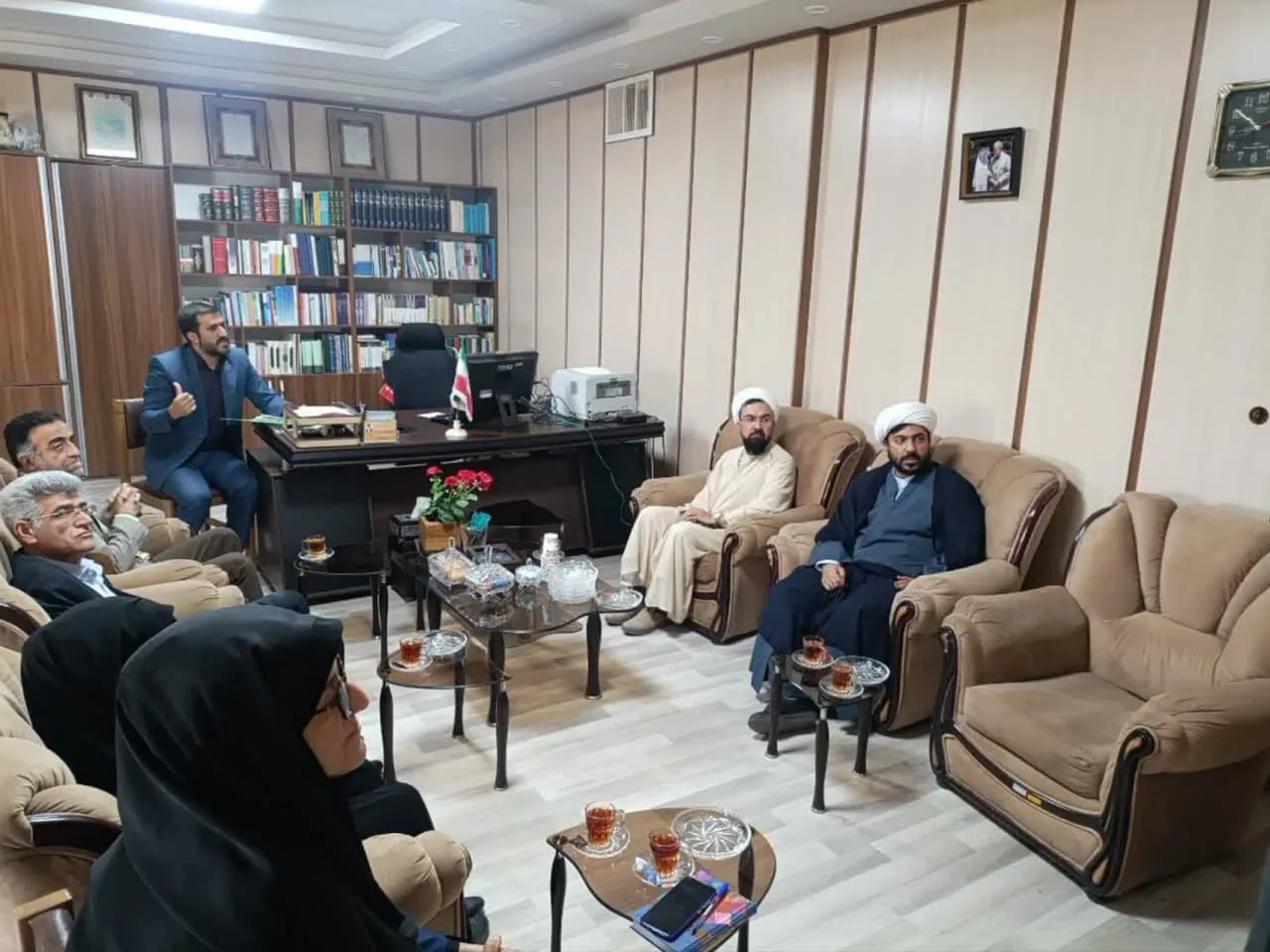 برگزاری جلسه شورای اقامه نماز ادارهکل ثبت احوال استان سمنان