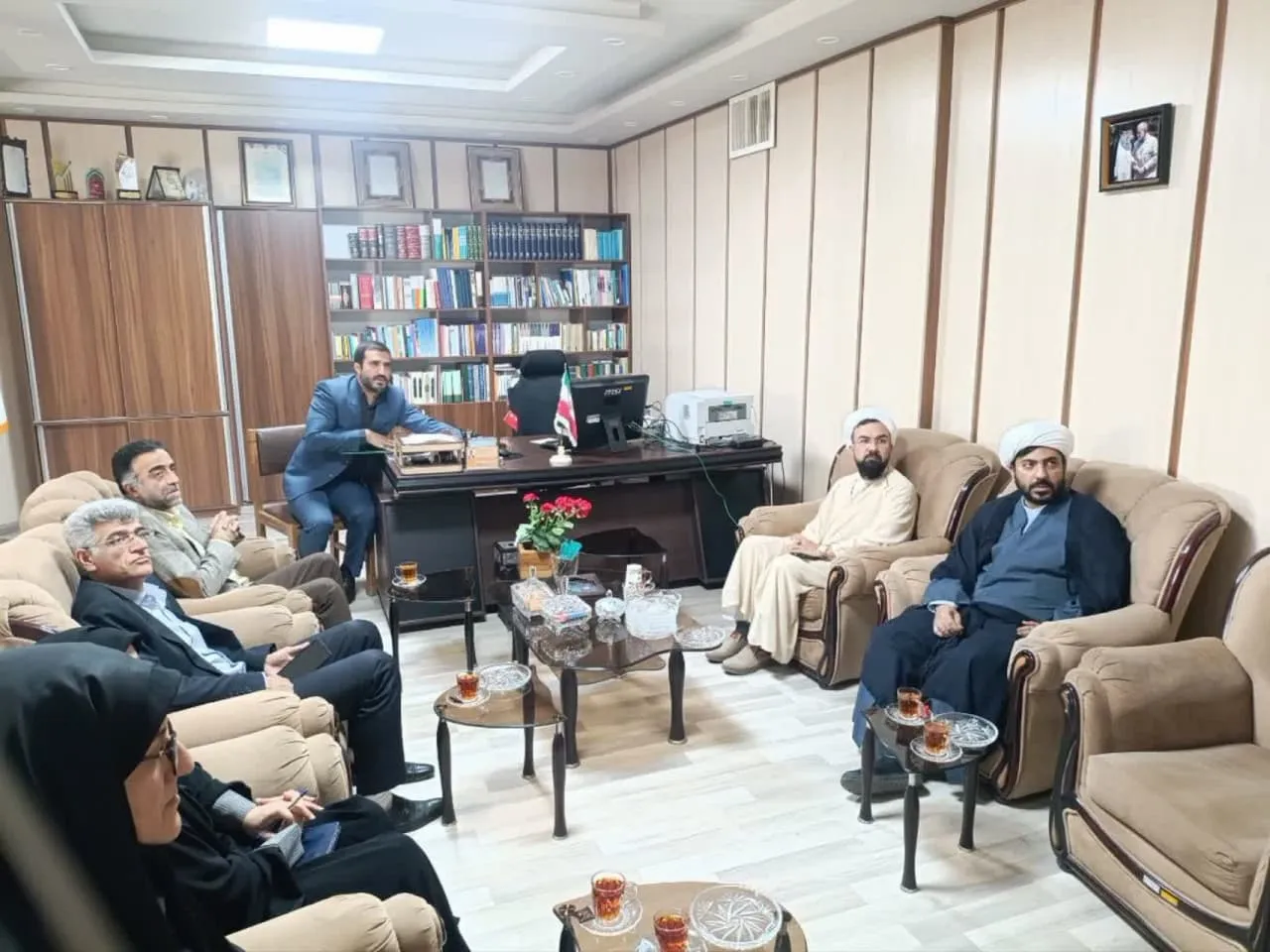 برگزاری جلسه شورای اقامه نماز ادارهکل ثبت احوال استان سمنان