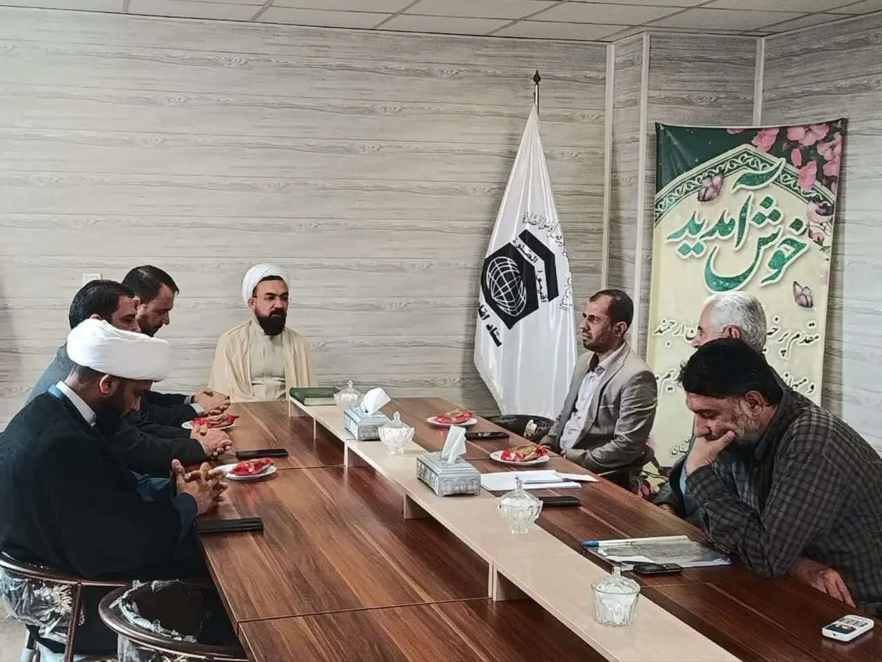 اولین جلسه هیئت داوری برای ارزیابی عملکرد دستگاههای اجرایی استان سمنان در حوزه اقامه نماز با حضور مسئولان و نمایندگان استانی برگزار شد.