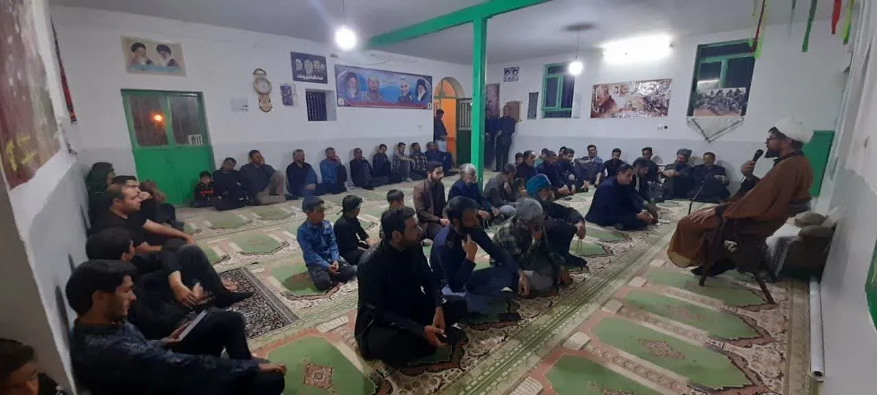 نشست تخصصی نماز ویژه والدین در روستای زبیده شهرستان سربیشه برگزار شد