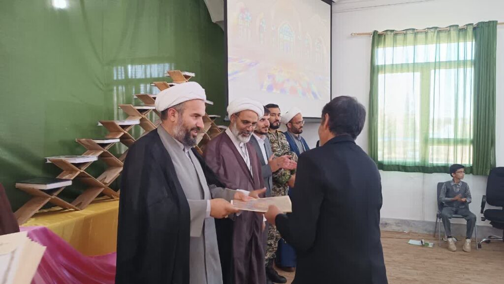 اجلاس نماز دانش آموزی در شهرستان نهبندان برگزار شد